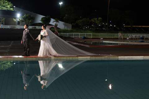 casamento-nova-ponte-casar-noiva-vestido-cerimonia-make-off-noivo-maquiagem-fernanda-naves-daniel-custodio-fotografo-madrinha-padrinho-DJ-buffet-cerimonial-fotos-daniel-custodio-minas-gerias-terno-dança-fotografias-buque-dama-padre-chacara-amor-love-mãe'