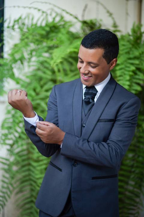 casamento-nova-ponte-casar-noiva-vestido-cerimonia-make-off-noivo-maquiagem-fernanda-naves-daniel-custodio-fotografo-madrinha-padrinho-DJ-buffet-cerimonial-fotos-daniel-custodio-minas-gerias-terno-dança-fotografias-buque-dama-padre-chacara-amor-love-mãe'