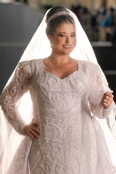 casamento-nova-ponte-casar-noiva-vestido-cerimonia-make-off-noivo-maquiagem-fernanda-naves-daniel-custodio-fotografo-madrinha-padrinho-DJ-buffet-cerimonial-fotos-daniel-custodio-minas-gerias-terno-dança-fotografias-buque-dama-padre-chacara-amor-love-mãe'