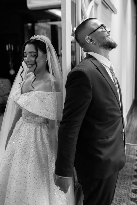 casamento-casa-fotografo-de-casamento-daniel-custodio-fotografias-noiva-noivo-madrinha-padrinho-vestido-make-cabelo-maquiagem-buque-mãe-pai-love-cerimonial-cerimonia-igreja-aliança-padre-buffet-DJ-familia-uberlandia-minas-gerias-brasil-foto-amor-brinde-'