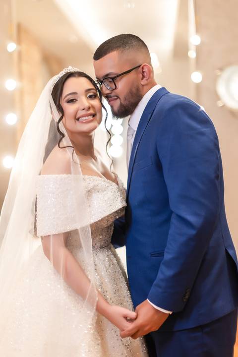 casamento-casa-fotografo-de-casamento-daniel-custodio-fotografias-noiva-noivo-madrinha-padrinho-vestido-make-cabelo-maquiagem-buque-mãe-pai-love-cerimonial-cerimonia-igreja-aliança-padre-buffet-DJ-familia-uberlandia-minas-gerias-brasil-foto-amor-brinde-'