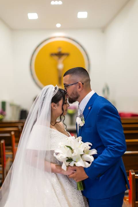 casamento-casa-fotografo-de-casamento-daniel-custodio-fotografias-noiva-noivo-madrinha-padrinho-vestido-make-cabelo-maquiagem-buque-mãe-pai-love-cerimonial-cerimonia-igreja-aliança-padre-buffet-DJ-familia-uberlandia-minas-gerias-brasil-foto-amor-brinde-'