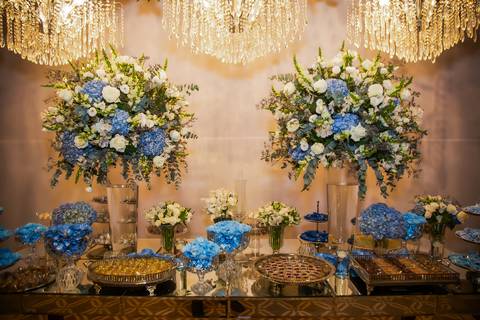 casamento-casa-fotografo-de-casamento-daniel-custodio-fotografias-noiva-noivo-madrinha-padrinho-vestido-make-cabelo-maquiagem-buque-mãe-pai-love-cerimonial-cerimonia-igreja-aliança-padre-buffet-DJ-familia-uberlandia-minas-gerias-brasil-foto-amor-brinde-'