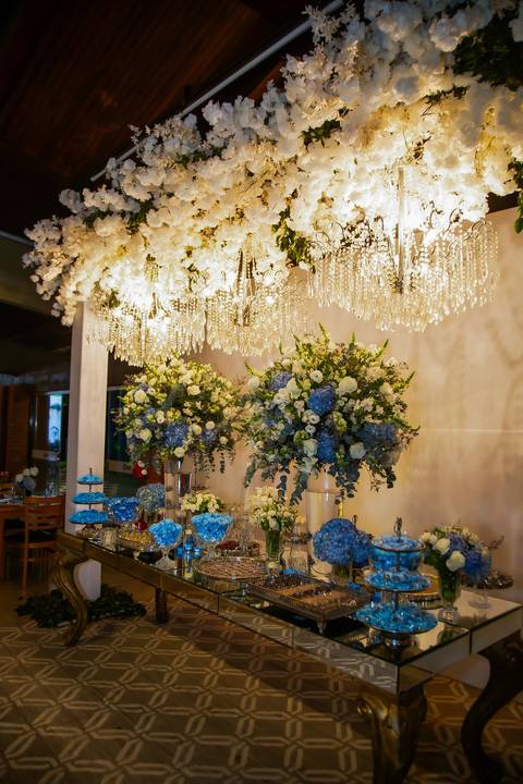 casamento-casa-fotografo-de-casamento-daniel-custodio-fotografias-noiva-noivo-madrinha-padrinho-vestido-make-cabelo-maquiagem-buque-mãe-pai-love-cerimonial-cerimonia-igreja-aliança-padre-buffet-DJ-familia-uberlandia-minas-gerias-brasil-foto-amor-brinde-'