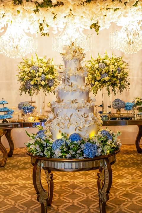 casamento-casa-fotografo-de-casamento-daniel-custodio-fotografias-noiva-noivo-madrinha-padrinho-vestido-make-cabelo-maquiagem-buque-mãe-pai-love-cerimonial-cerimonia-igreja-aliança-padre-buffet-DJ-familia-uberlandia-minas-gerias-brasil-foto-amor-brinde-'