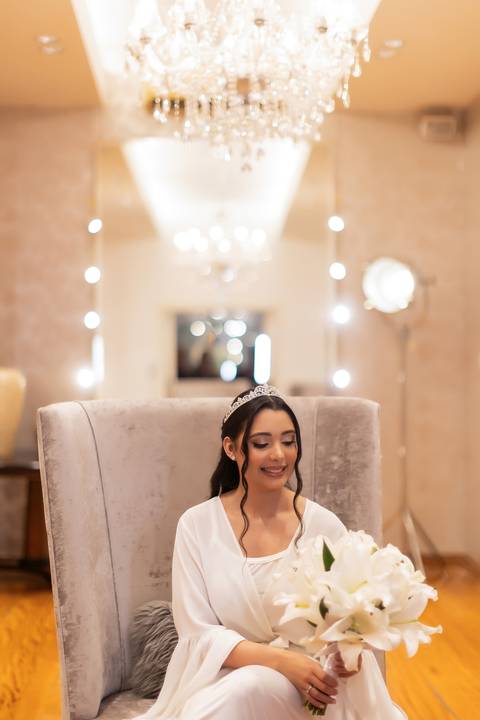 casamento-casa-fotografo-de-casamento-daniel-custodio-fotografias-noiva-noivo-madrinha-padrinho-vestido-make-cabelo-maquiagem-buque-mãe-pai-love-cerimonial-cerimonia-igreja-aliança-padre-buffet-DJ-familia-uberlandia-minas-gerias-brasil-foto-amor-brinde-'