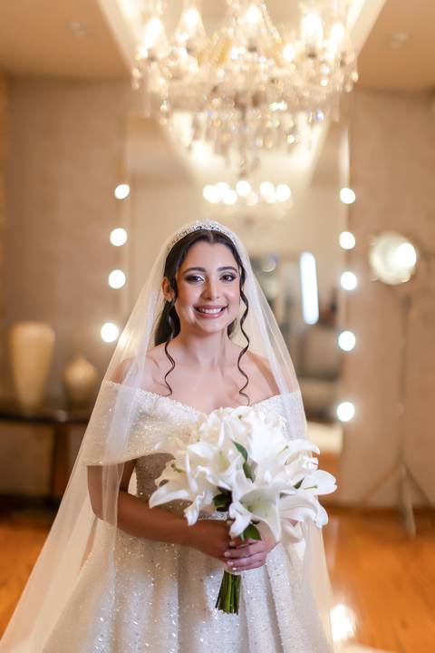 casamento-casa-fotografo-de-casamento-daniel-custodio-fotografias-noiva-noivo-madrinha-padrinho-vestido-make-cabelo-maquiagem-buque-mãe-pai-love-cerimonial-cerimonia-igreja-aliança-padre-buffet-DJ-familia-uberlandia-minas-gerias-brasil-foto-amor-brinde-'