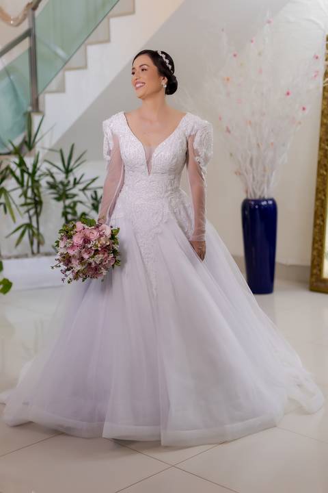 casamento-casa-fotografo-de-casamento-daniel-custodio-fotografias-noiva-noivo-madrinha-padrinho-vestido-make-cabelo-maquiagem-buque-mãe-pai-love-cerimonial-cerimonia-igreja-aliança-padre-buffet-DJ-familia-uberlandia-minas-gerias-brasil-foto-amor-brinde-'