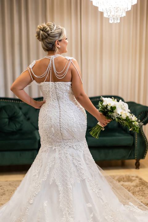 casamento-casa-fotografo-de-casamento-daniel-custodio-fotografias-noiva-noivo-madrinha-padrinho-vestido-make-cabelo-maquiagem-buque-mãe-pai-love-cerimonial-cerimonia-igreja-aliança-padre-buffet-DJ-familia-uberlandia-minas-gerias-brasil-foto-amor-brinde-'