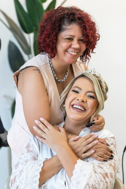 casamento-casa-fotografo-de-casamento-daniel-custodio-fotografias-noiva-noivo-madrinha-padrinho-vestido-make-cabelo-maquiagem-buque-mãe-pai-love-cerimonial-cerimonia-igreja-aliança-padre-buffet-DJ-familia-uberlandia-minas-gerias-brasil-foto-amor-brinde-'