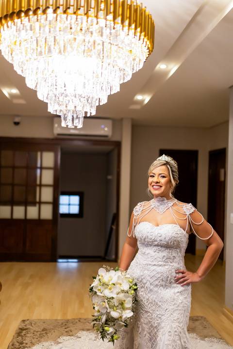 casamento-casa-fotografo-de-casamento-daniel-custodio-fotografias-noiva-noivo-madrinha-padrinho-vestido-make-cabelo-maquiagem-buque-mãe-pai-love-cerimonial-cerimonia-igreja-aliança-padre-buffet-DJ-familia-uberlandia-minas-gerias-brasil-foto-amor-brinde-'