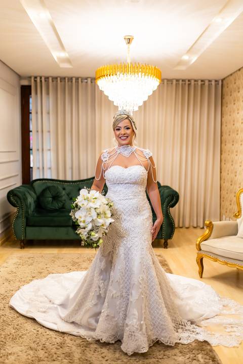 casamento-casa-fotografo-de-casamento-daniel-custodio-fotografias-noiva-noivo-madrinha-padrinho-vestido-make-cabelo-maquiagem-buque-mãe-pai-love-cerimonial-cerimonia-igreja-aliança-padre-buffet-DJ-familia-uberlandia-minas-gerias-brasil-foto-amor-brinde-'