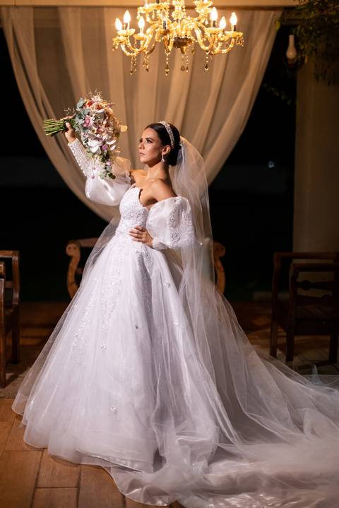 casamento-casa-fotografo-de-casamento-daniel-custodio-fotografias-noiva-noivo-madrinha-padrinho-vestido-make-cabelo-maquiagem-buque-mãe-pai-love-cerimonial-cerimonia-igreja-aliança-padre-buffet-DJ-familia-uberlandia-minas-gerias-brasil-foto-amor-brinde-'