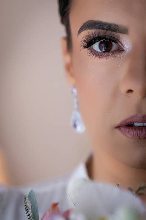 casamento-casa-fotografo-de-casamento-daniel-custodio-fotografias-noiva-noivo-madrinha-padrinho-vestido-make-cabelo-maquiagem-buque-mãe-pai-love-cerimonial-cerimonia-igreja-aliança-padre-buffet-DJ-familia-uberlandia-minas-gerias-brasil-foto-amor-brinde-'