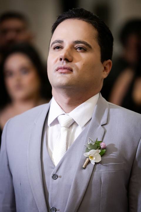 casamento-casa-fotografo-de-casamento-daniel-custodio-fotografias-noiva-noivo-madrinha-padrinho-vestido-make-cabelo-maquiagem-buque-mãe-pai-love-cerimonial-cerimonia-igreja-aliança-padre-buffet-DJ-familia-uberlandia-minas-gerias-brasil-foto-amor-brinde-'