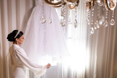 casamento-casa-fotografo-de-casamento-daniel-custodio-fotografias-noiva-noivo-madrinha-padrinho-vestido-make-cabelo-maquiagem-buque-mãe-pai-love-cerimonial-cerimonia-igreja-aliança-padre-buffet-DJ-familia-uberlandia-minas-gerias-brasil-foto-amor-brinde-'