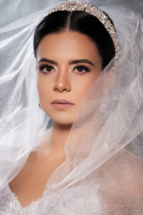 casamento-casa-fotografo-de-casamento-daniel-custodio-fotografias-noiva-noivo-madrinha-padrinho-vestido-make-cabelo-maquiagem-buque-mãe-pai-love-cerimonial-cerimonia-igreja-aliança-padre-buffet-DJ-familia-uberlandia-minas-gerias-brasil-foto-amor-brinde-'