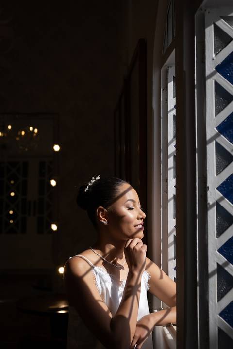 casamento-casa-fotografo-de-casamento-daniel-custodio-fotografias-noiva-noivo-madrinha-padrinho-vestido-make-cabelo-maquiagem-buque-mãe-pai-love-cerimonial-cerimonia-igreja-aliança-padre-buffet-DJ-familia-uberlandia-minas-gerias-brasil-foto-amor-brinde-'