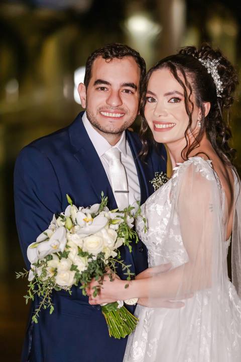 casamento-casar-noiva-make-off-hotel-vestido-buque-madrinha-mae-aliança-noivo-terno-igreja-civil-uberlandia-daniel-custodio-fotografias-fotos-wedding-buffet-chacara-po-do-sol-cerimonial-cerimonia-dj-padrinhos-festa-dança-filmagem-instagram-reels-maquiagem'