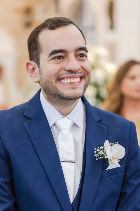 casamento-casar-noiva-make-off-hotel-vestido-buque-madrinha-mae-aliança-noivo-terno-igreja-civil-uberlandia-daniel-custodio-fotografias-fotos-wedding-buffet-chacara-po-do-sol-cerimonial-cerimonia-dj-padrinhos-festa-dança-filmagem-instagram-reels-maquiagem'