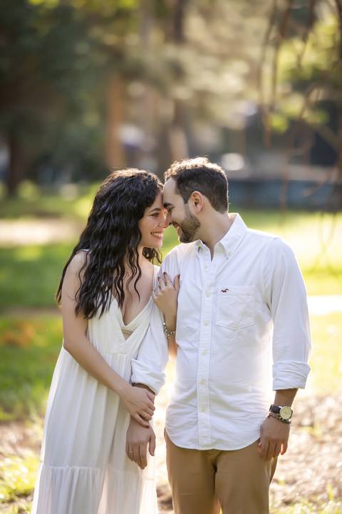 pre-wedding-ensaio-casal-fotos-casar-casamento-foto-fotografias-fotografo-daniel-custodio-make-noiva-noivo-buque-filmagem-love-madrinhas-padrinhos-chacara-igreja-civil-aliança-maquiagem-uberlandia-minas-gerias-lover-bride-fotografias-floresta-do-lobo-dj-'