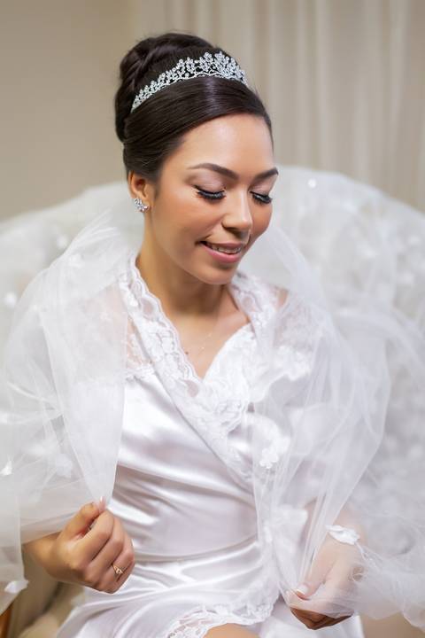 casamento-casa-fotografo-de-casamento-daniel-custodio-fotografias-noiva-noivo-madrinha-padrinho-vestido-make-cabelo-maquiagem-buque-mãe-pai-love-cerimonial-cerimonia-igreja-aliança-padre-buffet-DJ-familia-uberlandia-minas-gerias-brasil-foto-amor-brinde-'