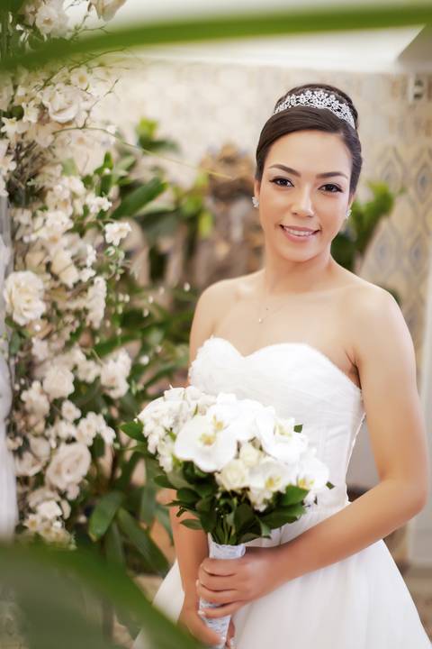 casamento-casa-fotografo-de-casamento-daniel-custodio-fotografias-noiva-noivo-madrinha-padrinho-vestido-make-cabelo-maquiagem-buque-mãe-pai-love-cerimonial-cerimonia-igreja-aliança-padre-buffet-DJ-familia-uberlandia-minas-gerias-brasil-foto-amor-brinde-'