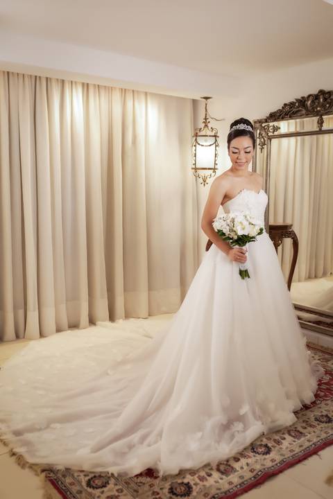 casamento-casa-fotografo-de-casamento-daniel-custodio-fotografias-noiva-noivo-madrinha-padrinho-vestido-make-cabelo-maquiagem-buque-mãe-pai-love-cerimonial-cerimonia-igreja-aliança-padre-buffet-DJ-familia-uberlandia-minas-gerias-brasil-foto-amor-brinde-'