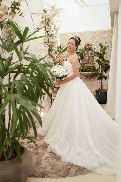 casamento-casa-fotografo-de-casamento-daniel-custodio-fotografias-noiva-noivo-madrinha-padrinho-vestido-make-cabelo-maquiagem-buque-mãe-pai-love-cerimonial-cerimonia-igreja-aliança-padre-buffet-DJ-familia-uberlandia-minas-gerias-brasil-foto-amor-brinde-'