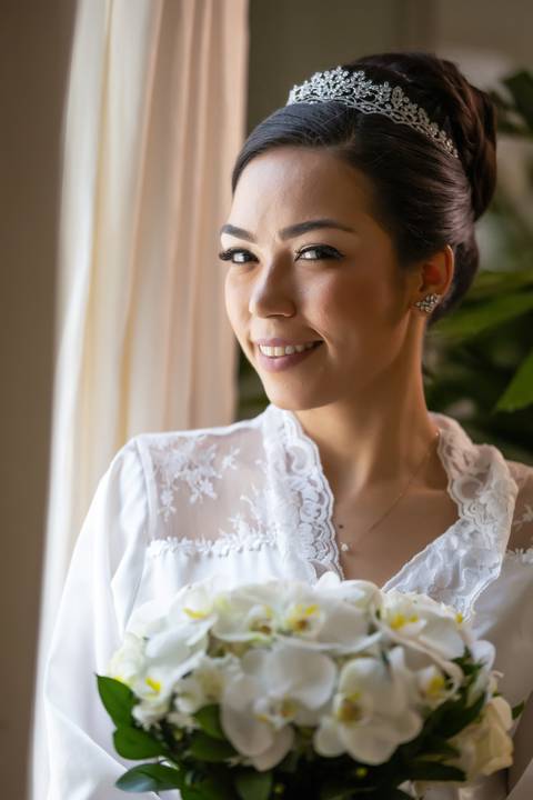 casamento-casa-fotografo-de-casamento-daniel-custodio-fotografias-noiva-noivo-madrinha-padrinho-vestido-make-cabelo-maquiagem-buque-mãe-pai-love-cerimonial-cerimonia-igreja-aliança-padre-buffet-DJ-familia-uberlandia-minas-gerias-brasil-foto-amor-brinde-'