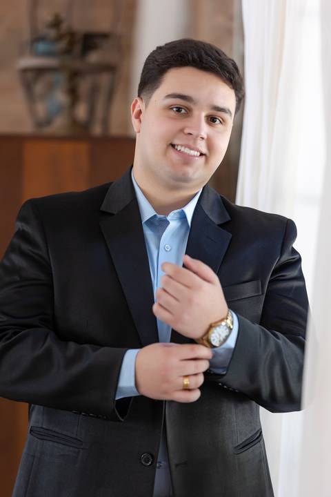 pre-wedding-ensaio-fotos-fotografias-casal-retrato-casar-casamento-wedding-patio-vinhedos-floresta-do-lobo-daniel-custodio-fotografo-noiva-noivo-civil-vestido-buque-make-madrinha-padrinho-por-do-sol-uberlandia-love-igreja-chacara-pet-cerimonial-cerimonia-'