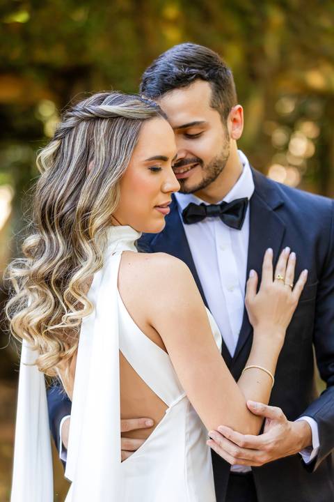 pre-wedding-araxa-minas-noiva-noivo-ensaio-namorados-fotografo-fotografias-daniel-custodio-buque-vestido-horizonte-perdido-amor-love-buque-atelie-cerimonial-cerimonia-por-do-sol-padrinhos-madrinhas-aliança-civil-casar-chacara-buffet-make-maquiagem-amor-oi'