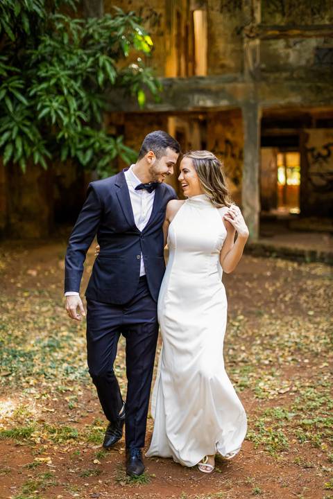 pre-wedding-araxa-minas-noiva-noivo-ensaio-namorados-fotografo-fotografias-daniel-custodio-buque-vestido-horizonte-perdido-amor-love-buque-atelie-cerimonial-cerimonia-por-do-sol-padrinhos-madrinhas-aliança-civil-casar-chacara-buffet-make-maquiagem-amor-oi'