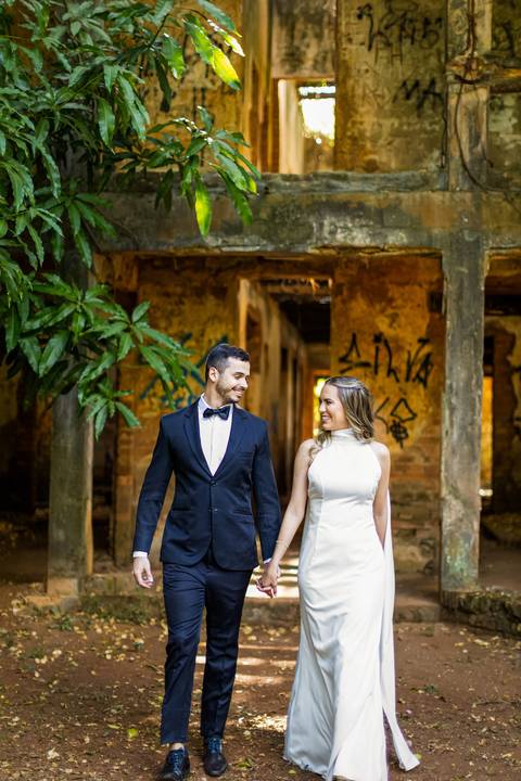 pre-wedding-araxa-minas-noiva-noivo-ensaio-namorados-fotografo-fotografias-daniel-custodio-buque-vestido-horizonte-perdido-amor-love-buque-atelie-cerimonial-cerimonia-por-do-sol-padrinhos-madrinhas-aliança-civil-casar-chacara-buffet-make-maquiagem-amor-oi'