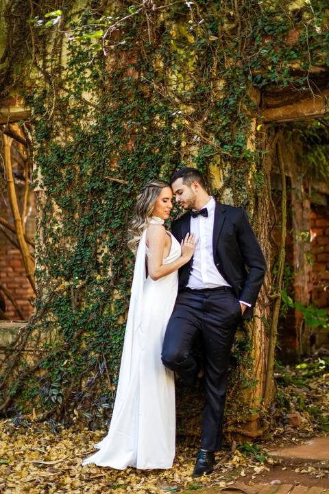 pre-wedding-araxa-minas-noiva-noivo-ensaio-namorados-fotografo-fotografias-daniel-custodio-buque-vestido-horizonte-perdido-amor-love-buque-atelie-cerimonial-cerimonia-por-do-sol-padrinhos-madrinhas-aliança-civil-casar-chacara-buffet-make-maquiagem-amor-oi'