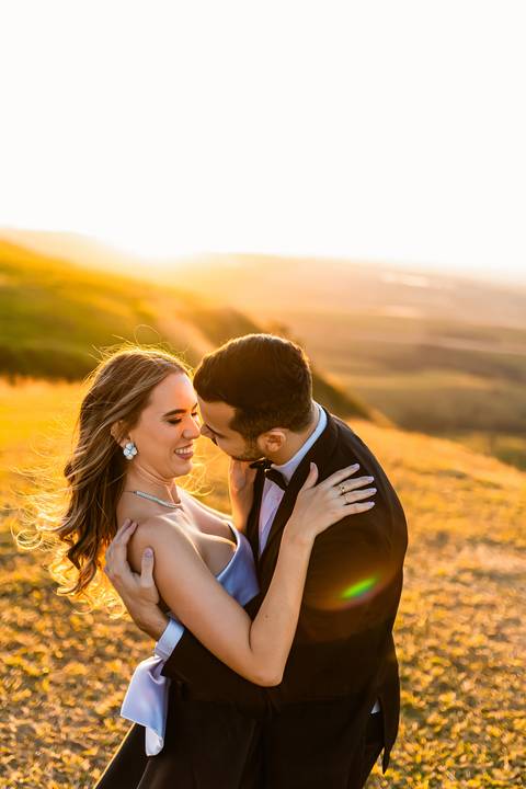 pre-wedding-araxa-minas-noiva-noivo-ensaio-namorados-fotografo-fotografias-daniel-custodio-buque-vestido-horizonte-perdido-amor-love-buque-atelie-cerimonial-cerimonia-por-do-sol-padrinhos-madrinhas-aliança-civil-casar-chacara-buffet-make-maquiagem-amor-oi'
