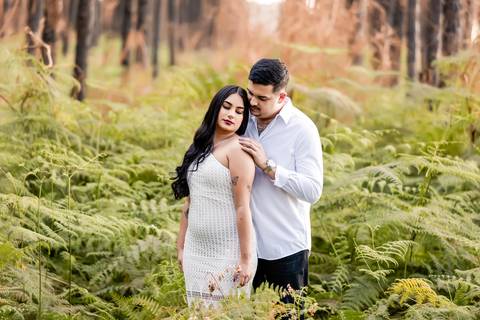 pre-wedding-araxa-minas-noiva-noivo-ensaio-namorados-fotografo-fotografias-daniel-custodio-buque-vestido-horizonte-perdido-amor-love-buque-atelie-cerimonial-cerimonia-por-do-sol-padrinhos-madrinhas-aliança-civil-casar-chacara-buffet-make-maquiagem-amor-oi'