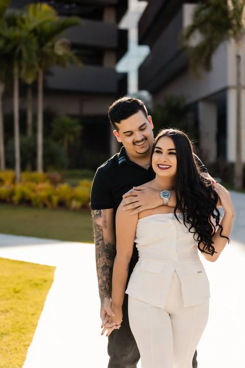 pre-wedding-araxa-minas-noiva-noivo-ensaio-namorados-fotografo-fotografias-daniel-custodio-buque-vestido-horizonte-perdido-amor-love-buque-atelie-cerimonial-cerimonia-por-do-sol-padrinhos-madrinhas-aliança-civil-casar-chacara-buffet-make-maquiagem-amor-oi'