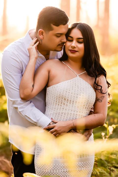pre-wedding-araxa-minas-noiva-noivo-ensaio-namorados-fotografo-fotografias-daniel-custodio-buque-vestido-horizonte-perdido-amor-love-buque-atelie-cerimonial-cerimonia-por-do-sol-padrinhos-madrinhas-aliança-civil-casar-chacara-buffet-make-maquiagem-amor-oi'