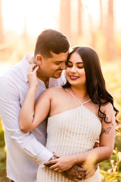 pre-wedding-araxa-minas-noiva-noivo-ensaio-namorados-fotografo-fotografias-daniel-custodio-buque-vestido-horizonte-perdido-amor-love-buque-atelie-cerimonial-cerimonia-por-do-sol-padrinhos-madrinhas-aliança-civil-casar-chacara-buffet-make-maquiagem-amor-oi'