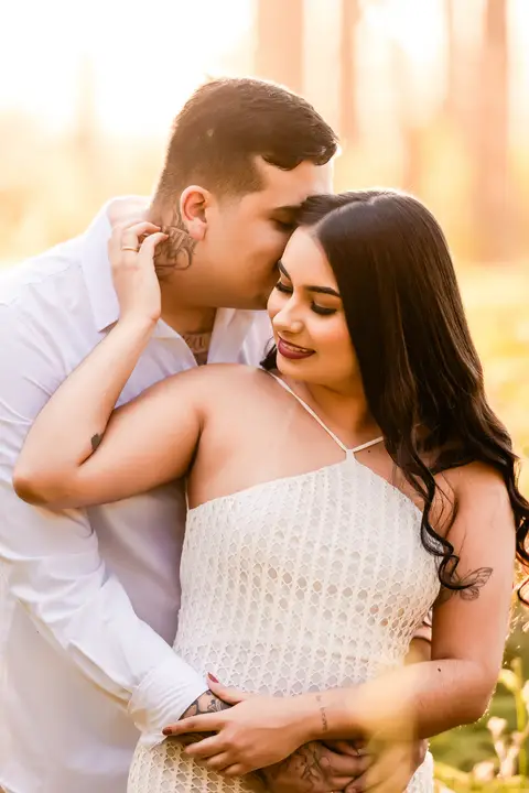 pre-wedding-araxa-minas-noiva-noivo-ensaio-namorados-fotografo-fotografias-daniel-custodio-buque-vestido-horizonte-perdido-amor-love-buque-atelie-cerimonial-cerimonia-por-do-sol-padrinhos-madrinhas-aliança-civil-casar-chacara-buffet-make-maquiagem-amor-oi'