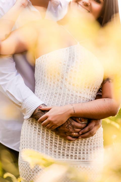 pre-wedding-araxa-minas-noiva-noivo-ensaio-namorados-fotografo-fotografias-daniel-custodio-buque-vestido-horizonte-perdido-amor-love-buque-atelie-cerimonial-cerimonia-por-do-sol-padrinhos-madrinhas-aliança-civil-casar-chacara-buffet-make-maquiagem-amor-oi'