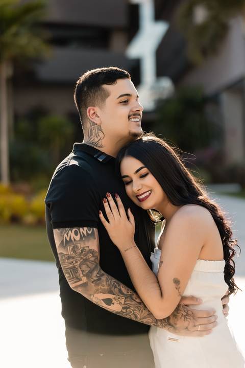 pre-wedding-araxa-minas-noiva-noivo-ensaio-namorados-fotografo-fotografias-daniel-custodio-buque-vestido-horizonte-perdido-amor-love-buque-atelie-cerimonial-cerimonia-por-do-sol-padrinhos-madrinhas-aliança-civil-casar-chacara-buffet-make-maquiagem-amor-oi'