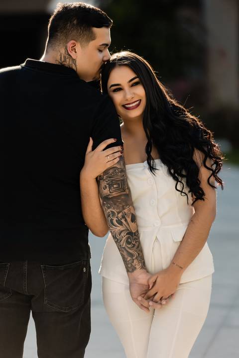 pre-wedding-araxa-minas-noiva-noivo-ensaio-namorados-fotografo-fotografias-daniel-custodio-buque-vestido-horizonte-perdido-amor-love-buque-atelie-cerimonial-cerimonia-por-do-sol-padrinhos-madrinhas-aliança-civil-casar-chacara-buffet-make-maquiagem-amor-oi'