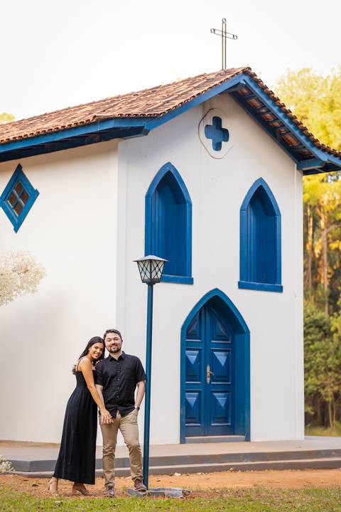 pre-wedding-araxa-minas-noiva-noivo-ensaio-namorados-fotografo-fotografias-daniel-custodio-buque-vestido-horizonte-perdido-amor-love-buque-atelie-cerimonial-cerimonia-por-do-sol-padrinhos-madrinhas-aliança-civil-casar-chacara-buffet-make-maquiagem-amor-oi'