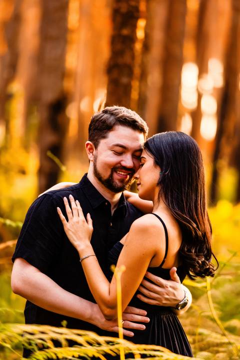 pre-wedding-araxa-minas-noiva-noivo-ensaio-namorados-fotografo-fotografias-daniel-custodio-buque-vestido-horizonte-perdido-amor-love-buque-atelie-cerimonial-cerimonia-por-do-sol-padrinhos-madrinhas-aliança-civil-casar-chacara-buffet-make-maquiagem-amor-oi'