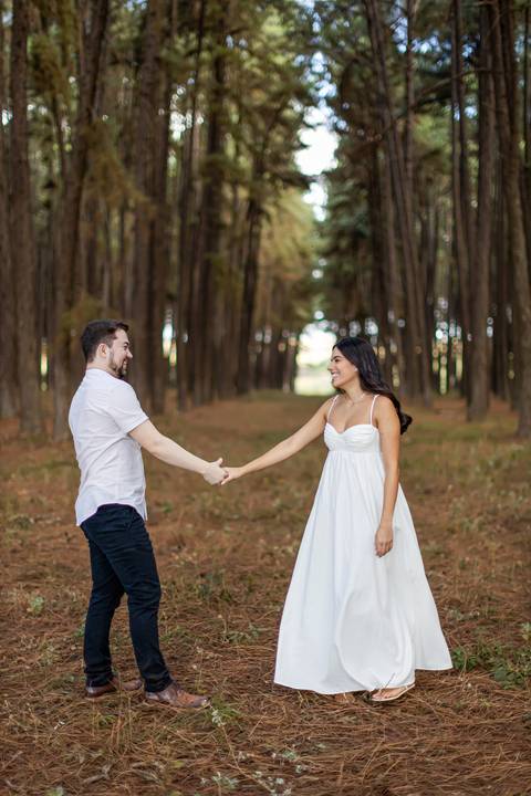 pre-wedding-araxa-minas-noiva-noivo-ensaio-namorados-fotografo-fotografias-daniel-custodio-buque-vestido-horizonte-perdido-amor-love-buque-atelie-cerimonial-cerimonia-por-do-sol-padrinhos-madrinhas-aliança-civil-casar-chacara-buffet-make-maquiagem-amor-oi'