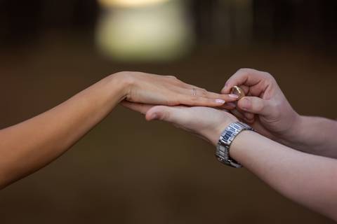 pre-wedding-araxa-minas-noiva-noivo-ensaio-namorados-fotografo-fotografias-daniel-custodio-buque-vestido-horizonte-perdido-amor-love-buque-atelie-cerimonial-cerimonia-por-do-sol-padrinhos-madrinhas-aliança-civil-casar-chacara-buffet-make-maquiagem-amor-oi'