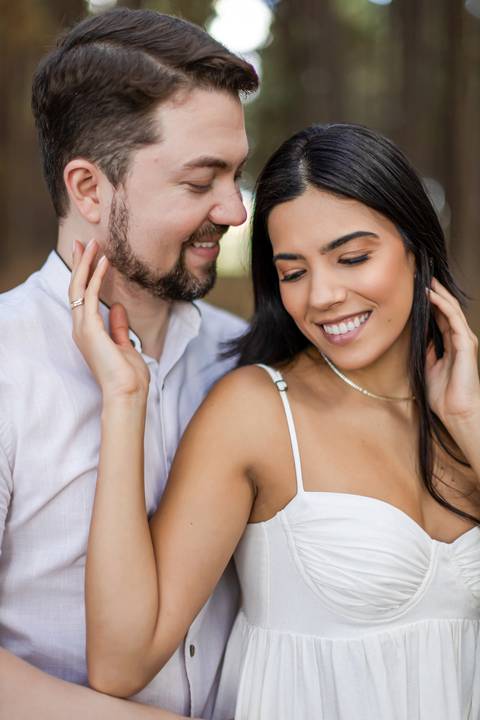 pre-wedding-araxa-minas-noiva-noivo-ensaio-namorados-fotografo-fotografias-daniel-custodio-buque-vestido-horizonte-perdido-amor-love-buque-atelie-cerimonial-cerimonia-por-do-sol-padrinhos-madrinhas-aliança-civil-casar-chacara-buffet-make-maquiagem-amor-oi'