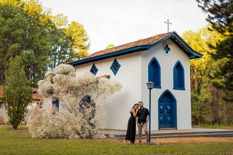 pre-wedding-araxa-minas-noiva-noivo-ensaio-namorados-fotografo-fotografias-daniel-custodio-buque-vestido-horizonte-perdido-amor-love-buque-atelie-cerimonial-cerimonia-por-do-sol-padrinhos-madrinhas-aliança-civil-casar-chacara-buffet-make-maquiagem-amor-oi'
